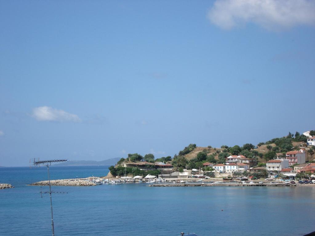Hotel Korakakis Beach Finikounta Quarto foto